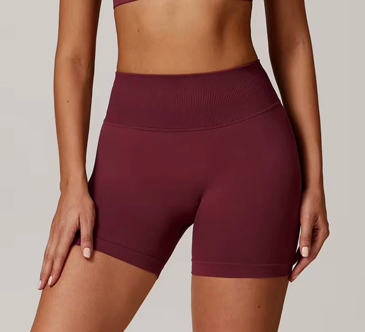 Short biker Cherry